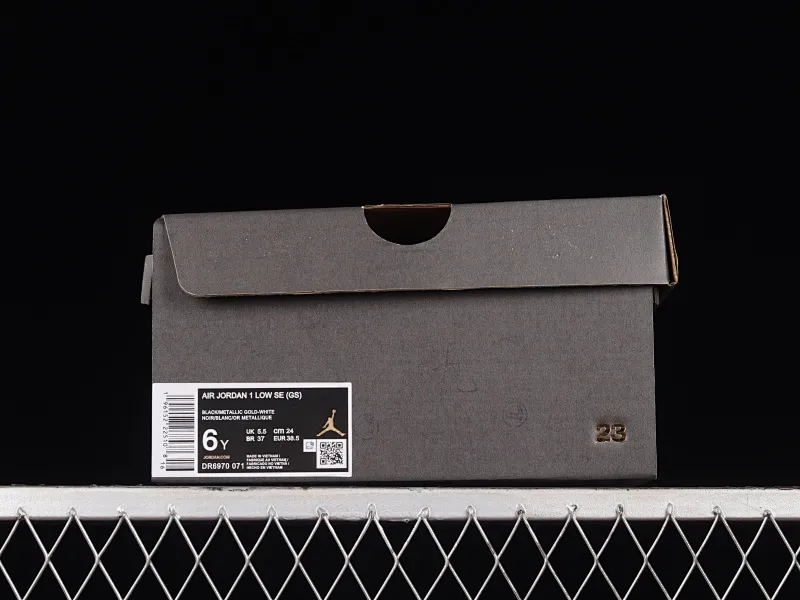 All categories Air Jordan Jordan series basketball shoes Air Jordan 1 Low Air Jordan 1 Low "Gold Toe" AJ1 Joe 1 black gold toe low-top cultural and leisure sports sneakers DR6970-071